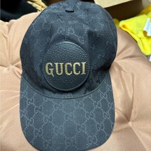 100% AUTHENTIC Black Gucci hat